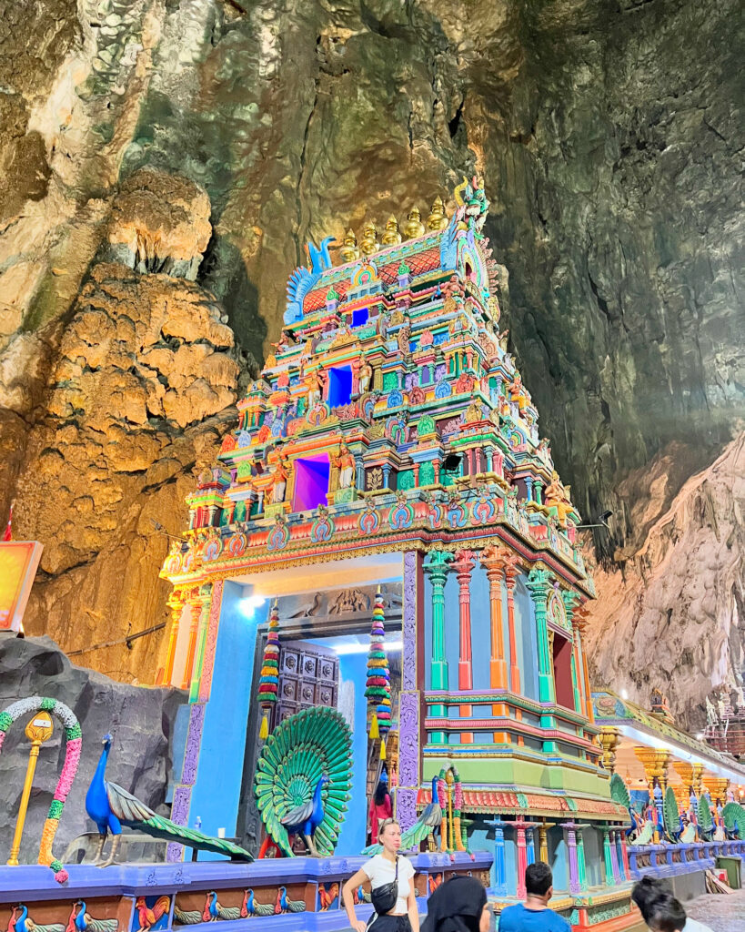 Un week-end à Kuala Lumpur, Batu cave